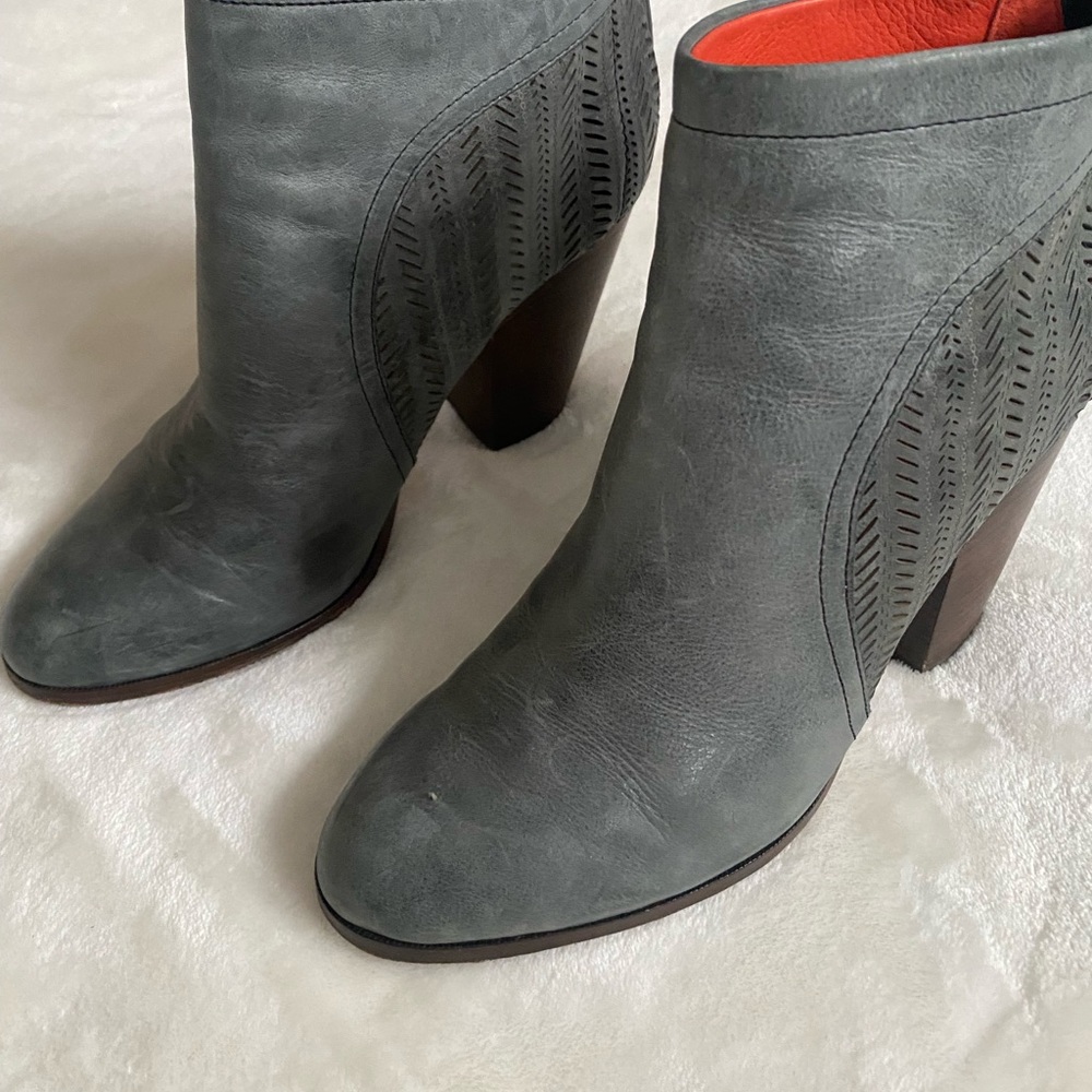 Coach boots - Picture 7 of 7